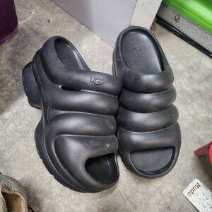 UNIQUE UGG wedges/platforms